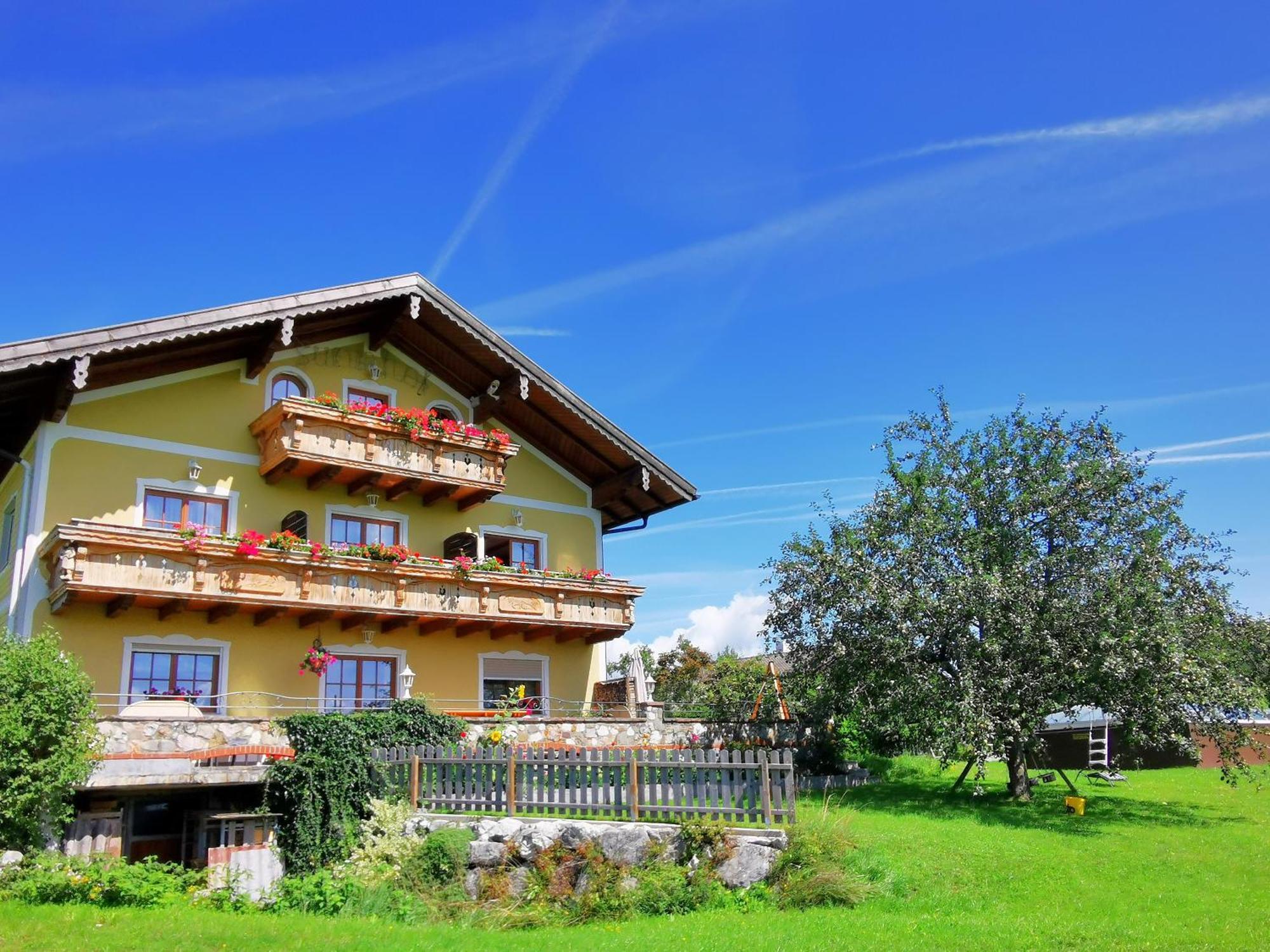 Oberhofen am Irrsee Sunnhofヴィラ エクステリア 写真