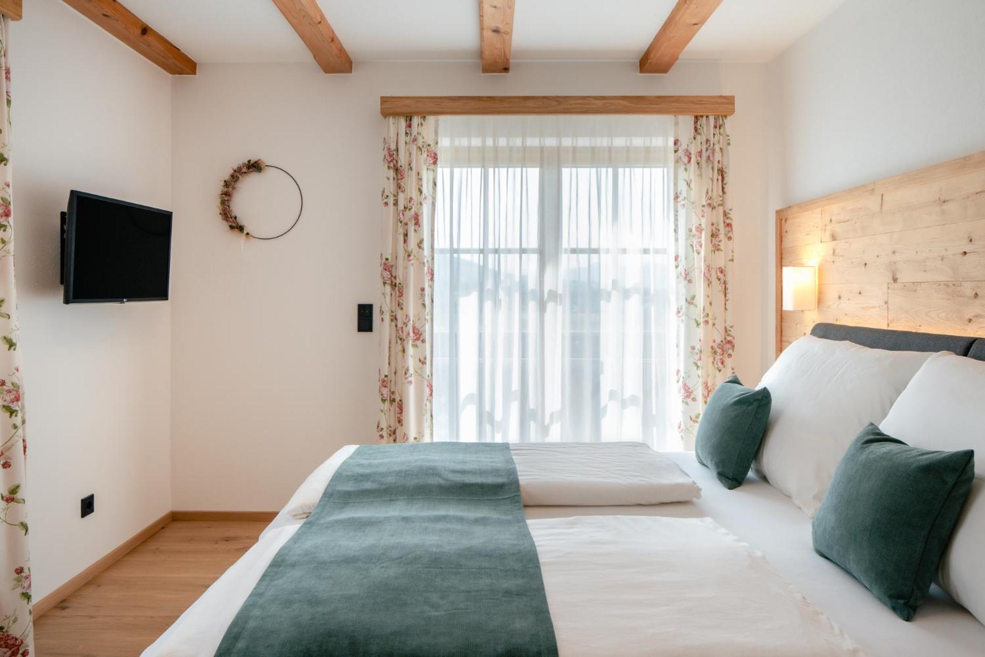 Oberhofen am Irrsee Sunnhofヴィラ エクステリア 写真